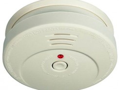 Test du détecteur Elro RM144F-5, simple et pas cher